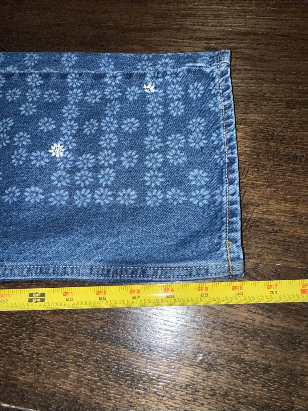 Universal Thread Blue Patterned Straight-Leg Jeans - Picture 7 of 12